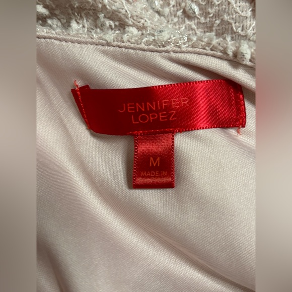 Jennifer Lopez long sleeved sweater with cute open back detail- Size Medium - Picture 3 of 4